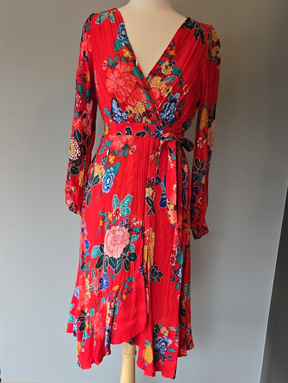 Anthropologie Red Floral Wrap Midi Dress NWT Size6
